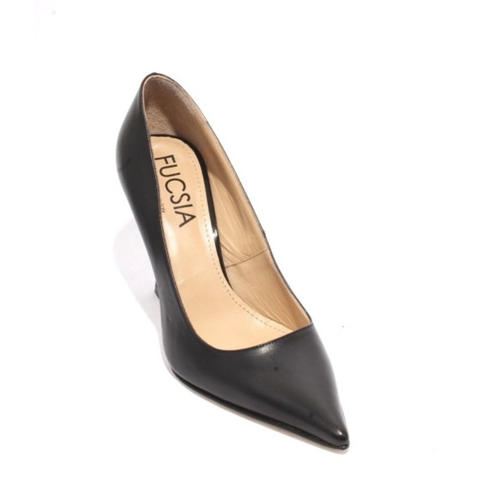 Fucsia 909 Black Leather Pointy Classic Heel Shoes